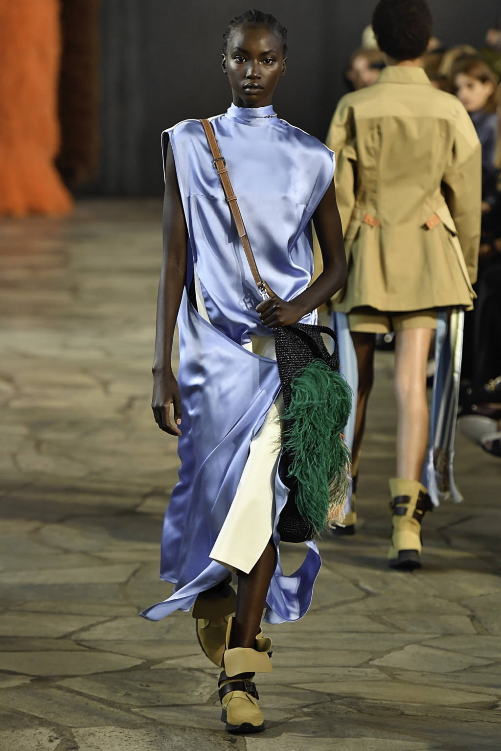 Fashion Week Paris Spring/Summer 2019 look 30 from the Loewe collection womenswear