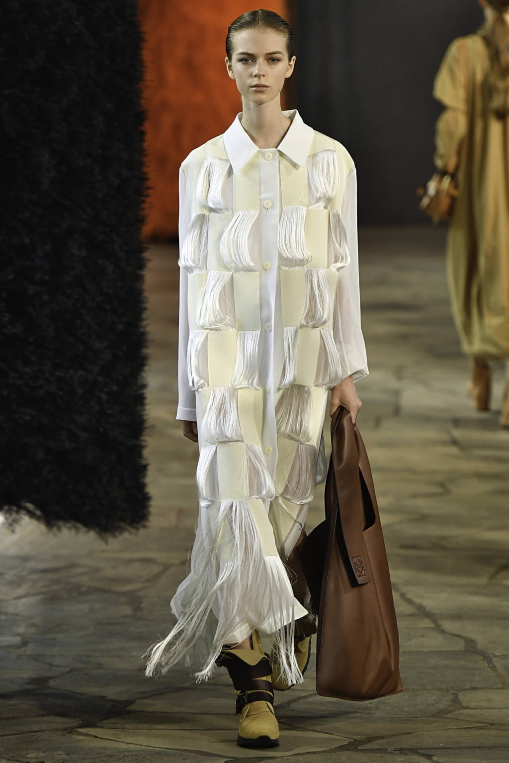 Fashion Week Paris Spring/Summer 2019 look 36 from the Loewe collection womenswear