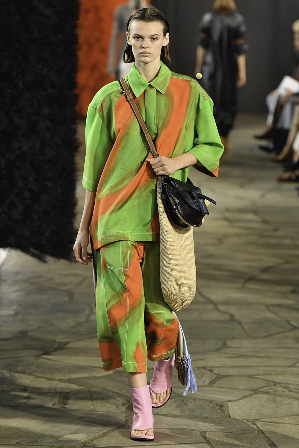Fashion Week Paris Spring/Summer 2019 look 41 from the Loewe collection womenswear