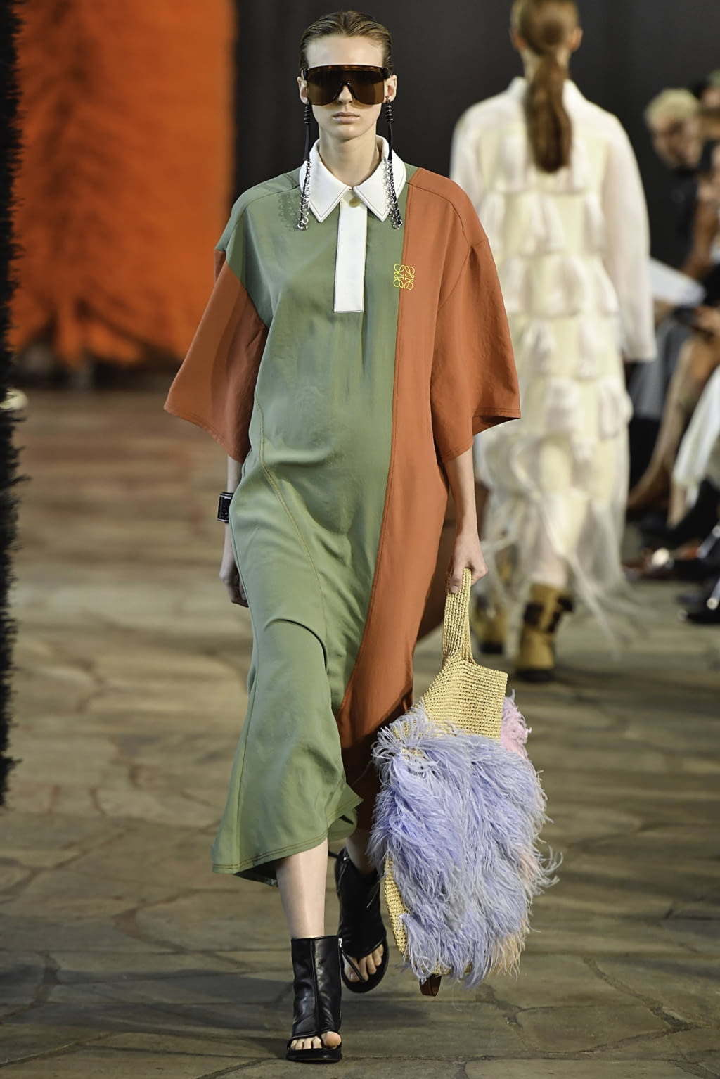 Fashion Week Paris Spring/Summer 2019 look 44 from the Loewe collection 女装