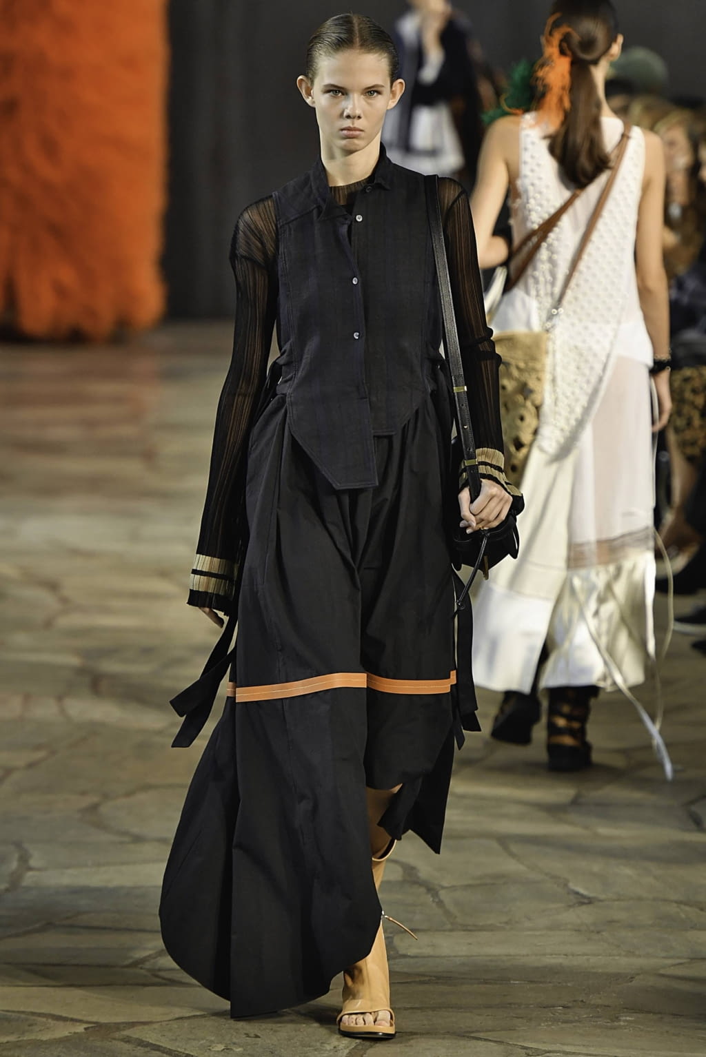Fashion Week Paris Spring/Summer 2019 look 45 from the Loewe collection womenswear