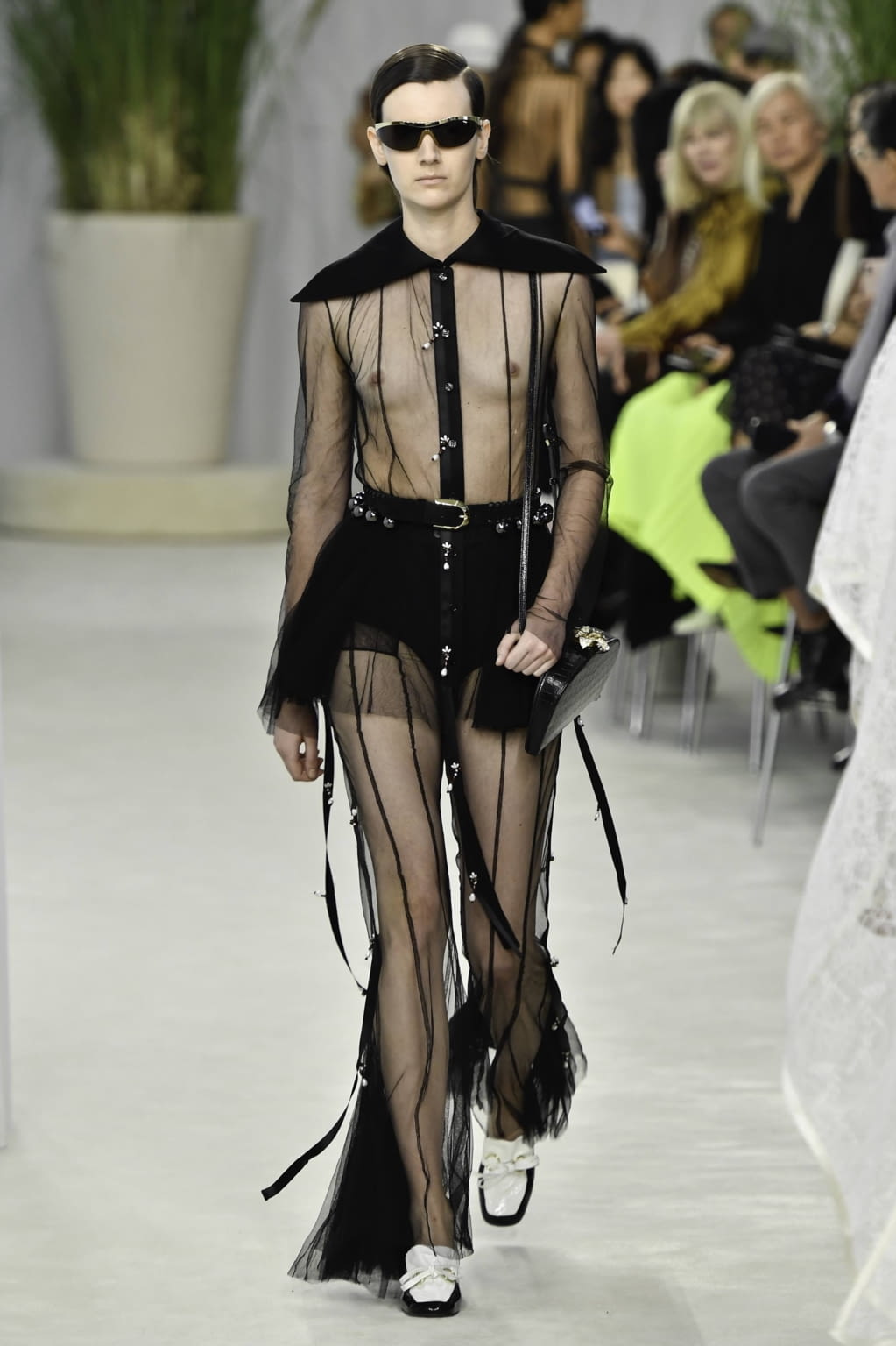 Fashion Week Paris Spring/Summer 2020 look 21 de la collection Loewe womenswear