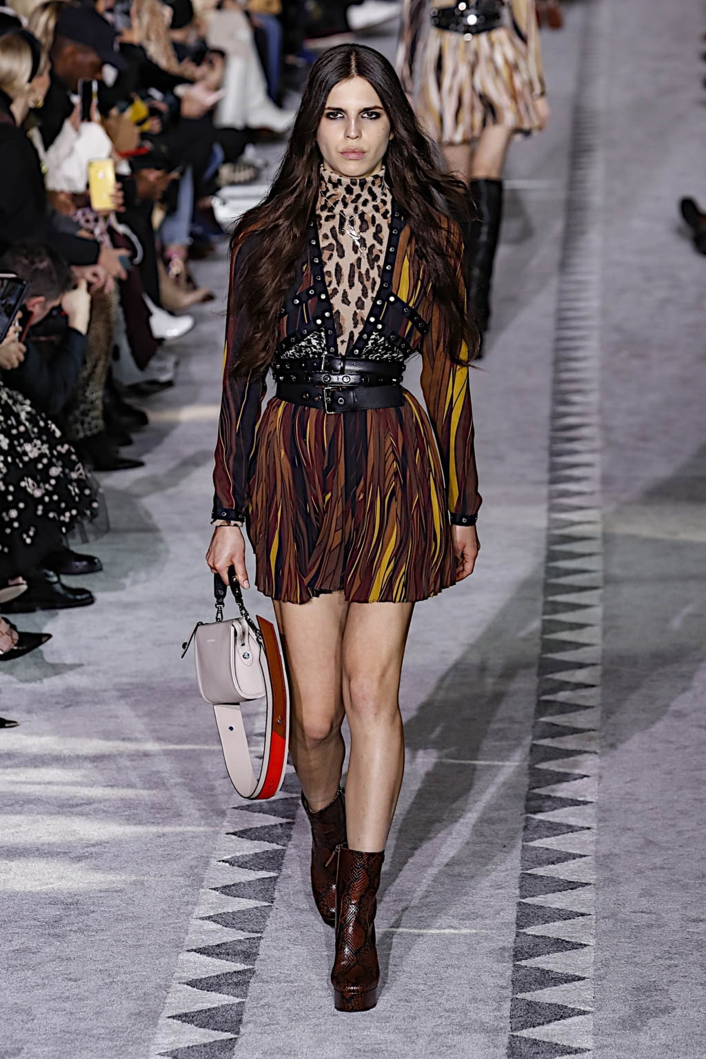 Fashion Week New York Fall/Winter 2019 look 33 from the Longchamp collection womenswear
