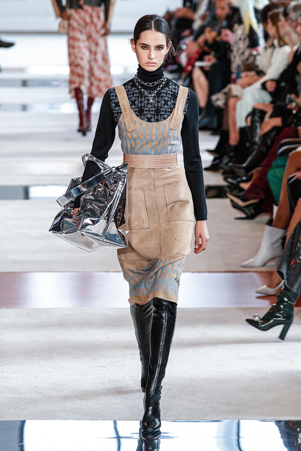 Fashion Week New York Fall/Winter 2020 look 26 from the Longchamp collection womenswear