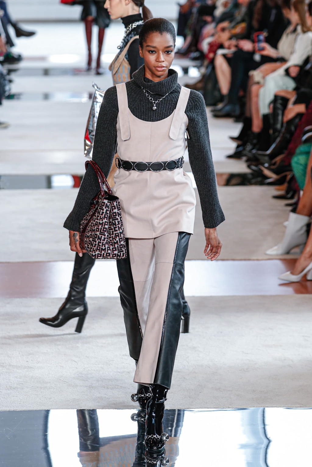 Fashion Week New York Fall/Winter 2020 look 28 from the Longchamp collection womenswear