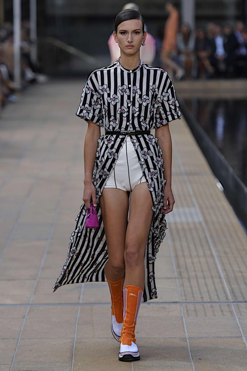 Fashion Week New York Spring/Summer 2020 look 25 from the Longchamp collection womenswear
