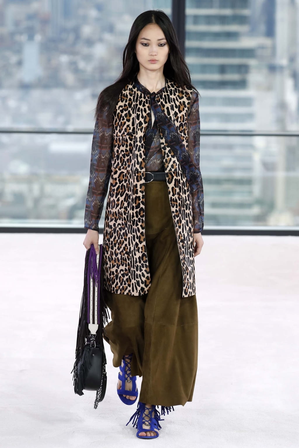 Fashion Week New York Spring/Summer 2019 look 5 from the Longchamp collection womenswear