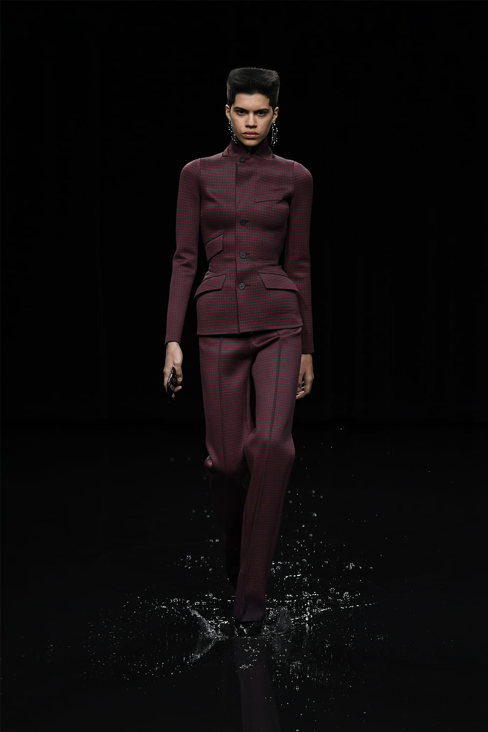 Fashion Week Paris Fall/Winter 2020 look 57 from the Balenciaga collection womenswear