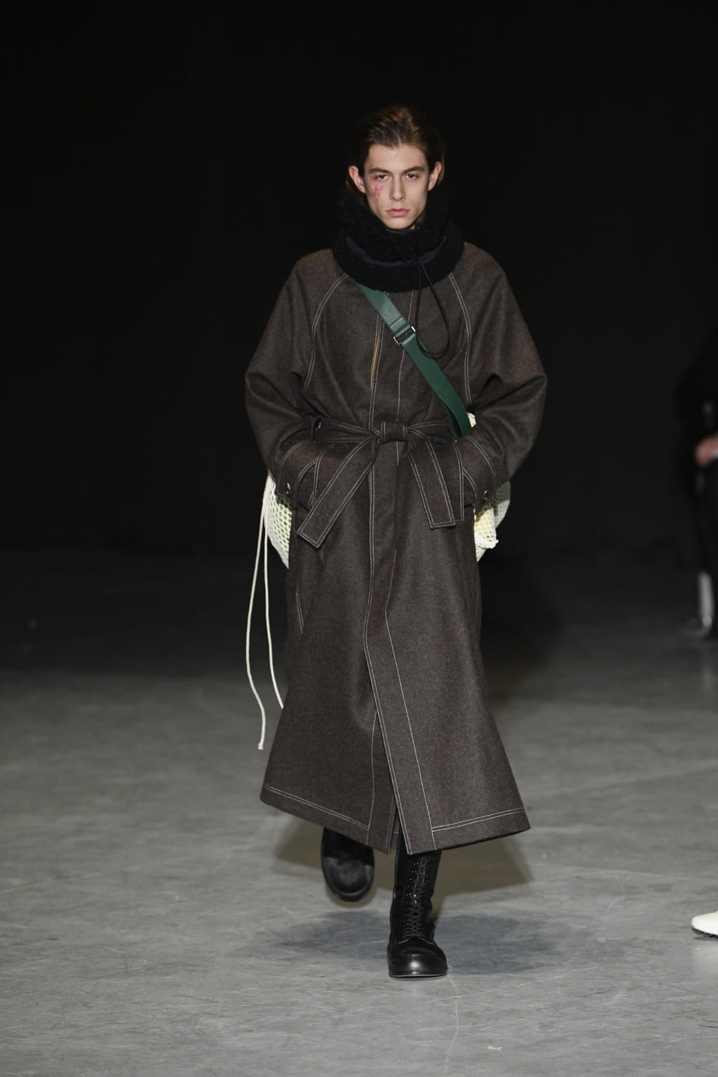 Fashion Week Milan Fall/Winter 2020 look 18 de la collection Sunnei menswear