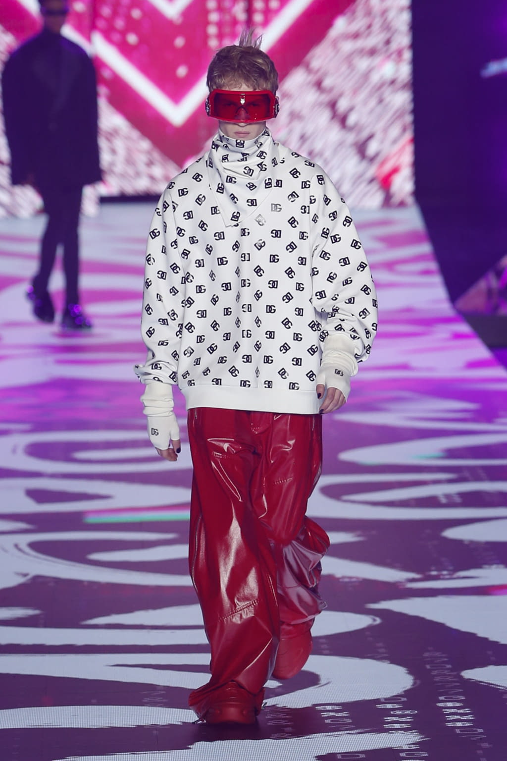 Fashion Week Milan Fall/Winter 2022 look 16 de la collection Dolce & Gabbana menswear