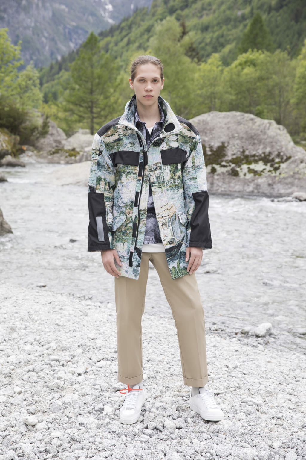 Fashion Week Paris Resort 2019 look 2 from the Off-White collection menswear