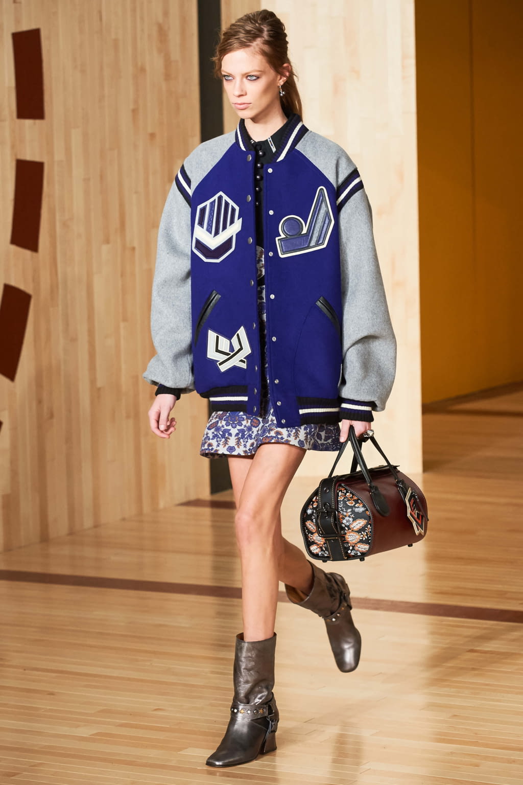 Fashion Week New York Fall/Winter 2016 look 2 from the Coach collection womenswear