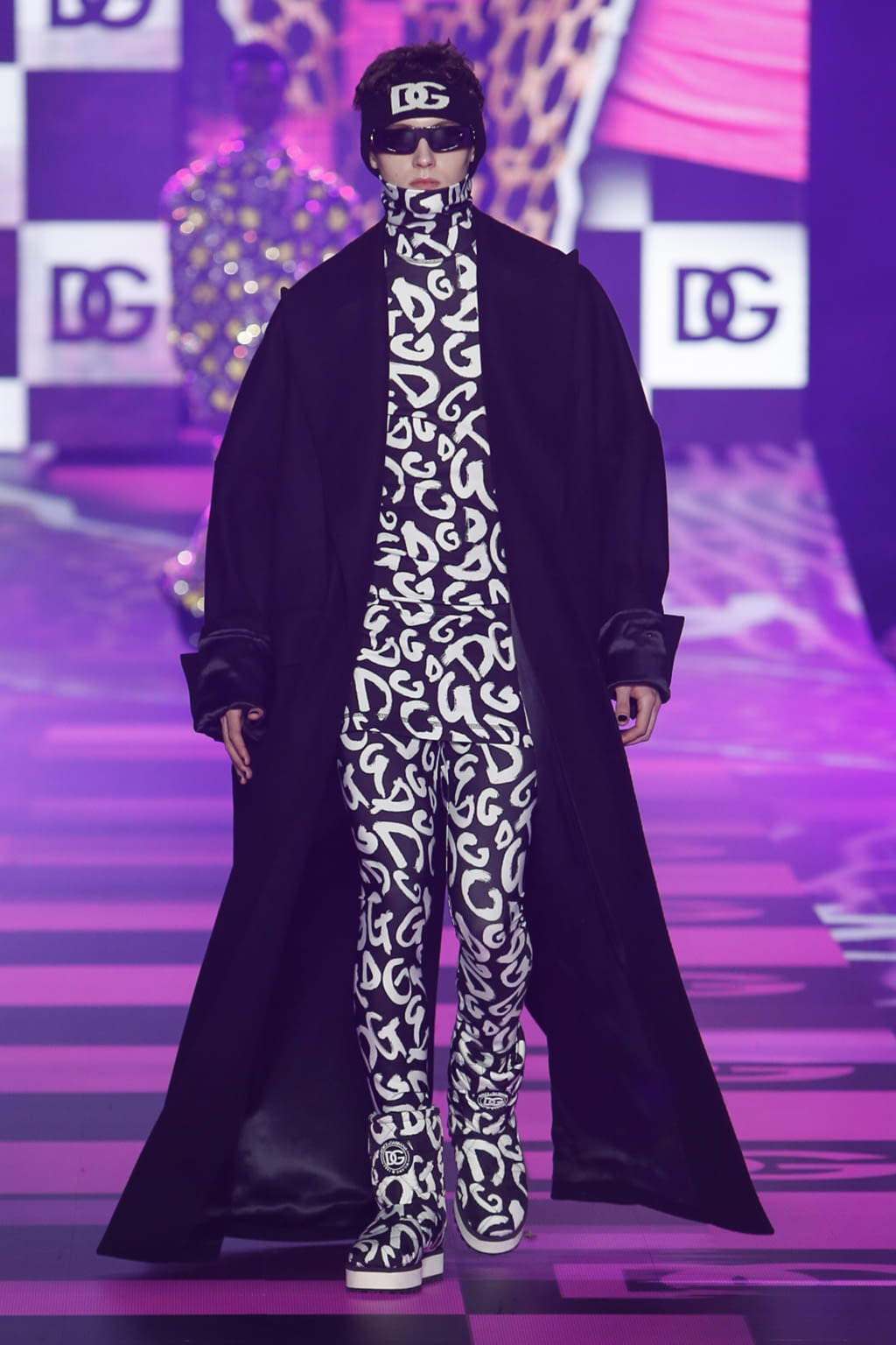 Fashion Week Milan Fall/Winter 2022 look 24 from the Dolce & Gabbana collection 男装