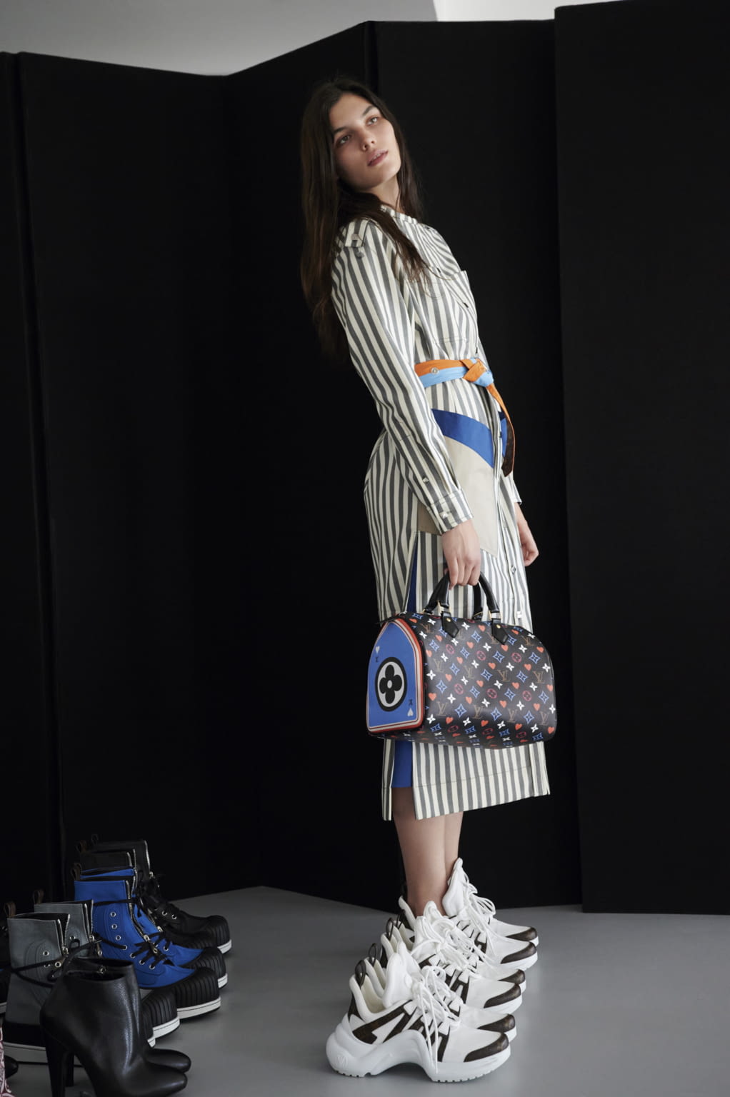 Fashion Week Paris Resort 2021 look 3 from the Louis Vuitton collection womenswear