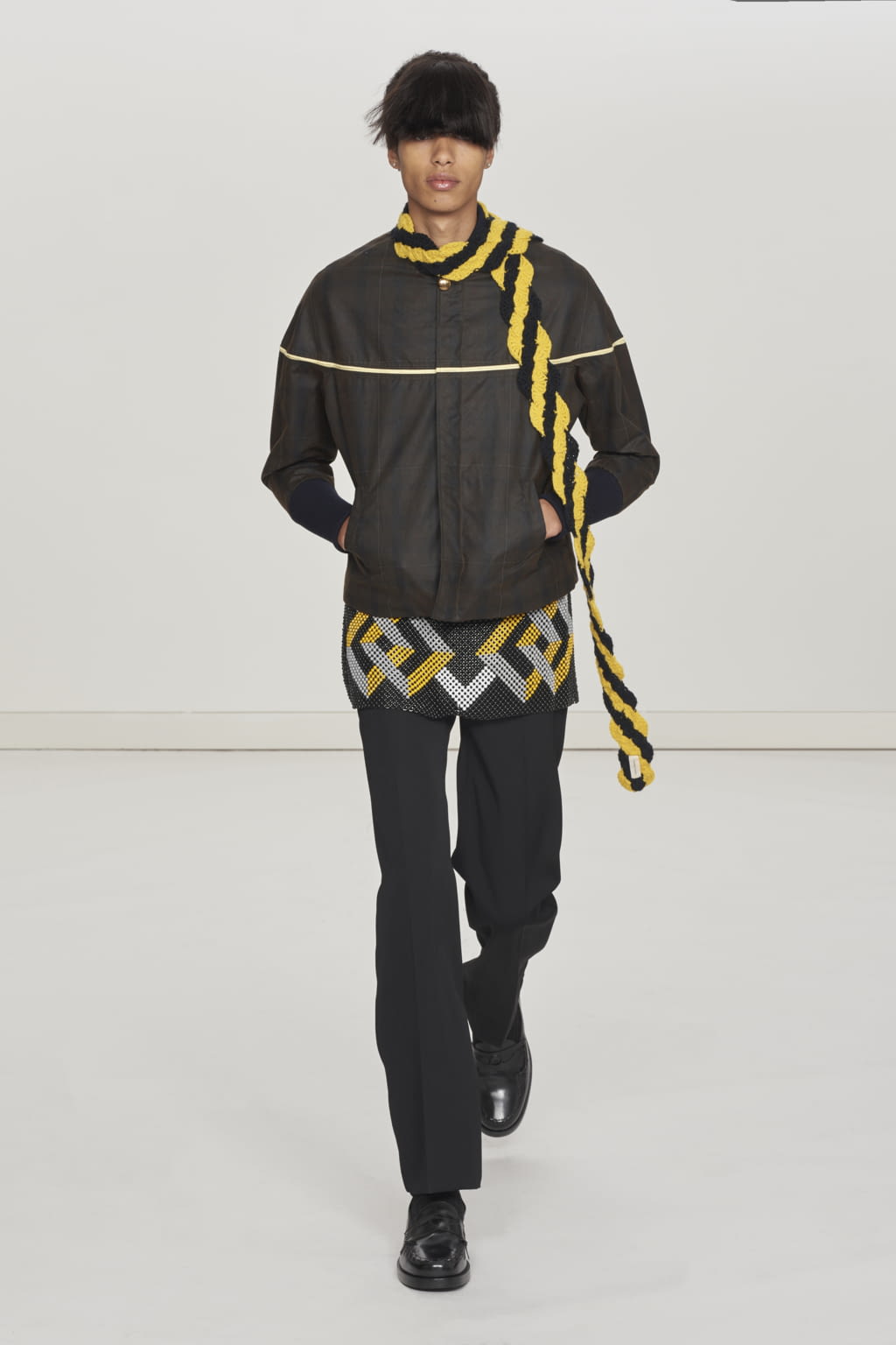 Fashion Week London Spring/Summer 2021 look 3 from the Stefan Cooke collection 男装