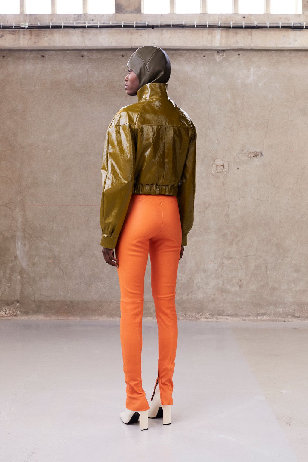 Fashion Week Paris Fall/Winter 2022 look 7 de la collection Stouls womenswear
