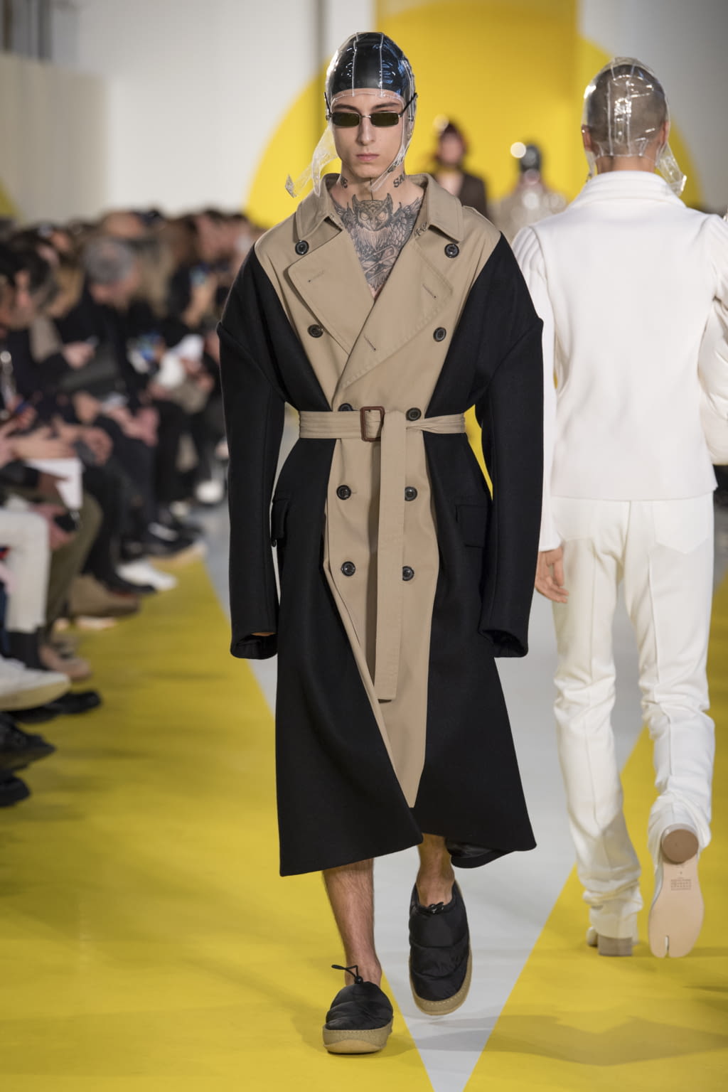 Fashion Week Paris Fall/Winter 2018 look 4 from the Maison Margiela collection menswear