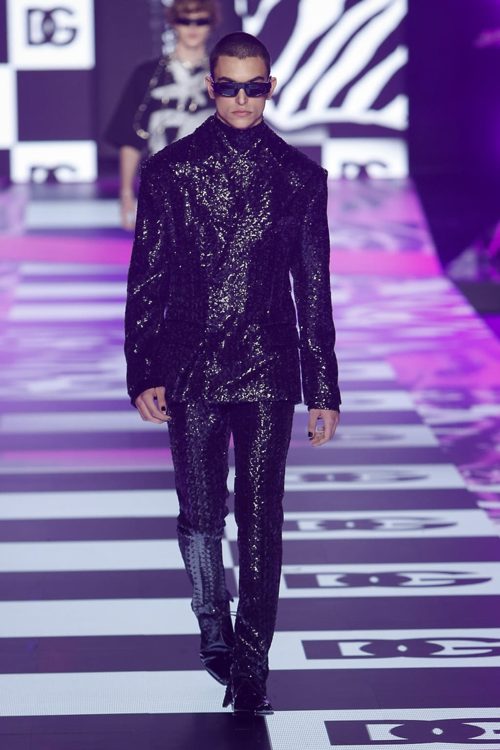 Fashion Week Milan Fall/Winter 2022 look 47 from the Dolce & Gabbana collection menswear