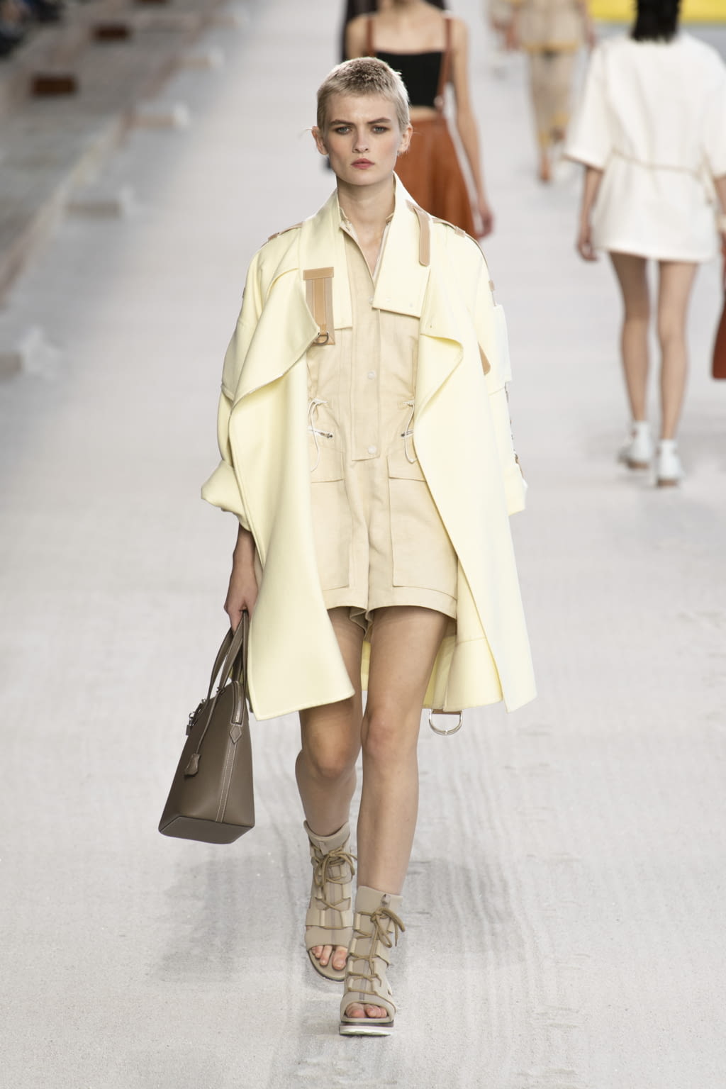 Fashion Week Paris Spring/Summer 2019 look 5 from the Hermès collection womenswear