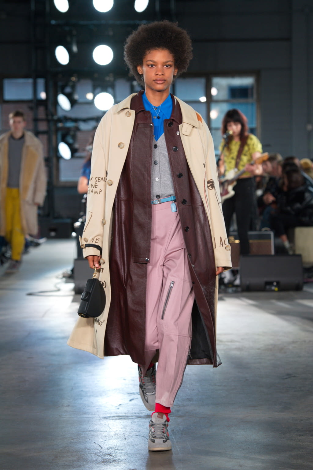 Fashion Week New York Fall/Winter 2020 look 6 de la collection Coach womenswear
