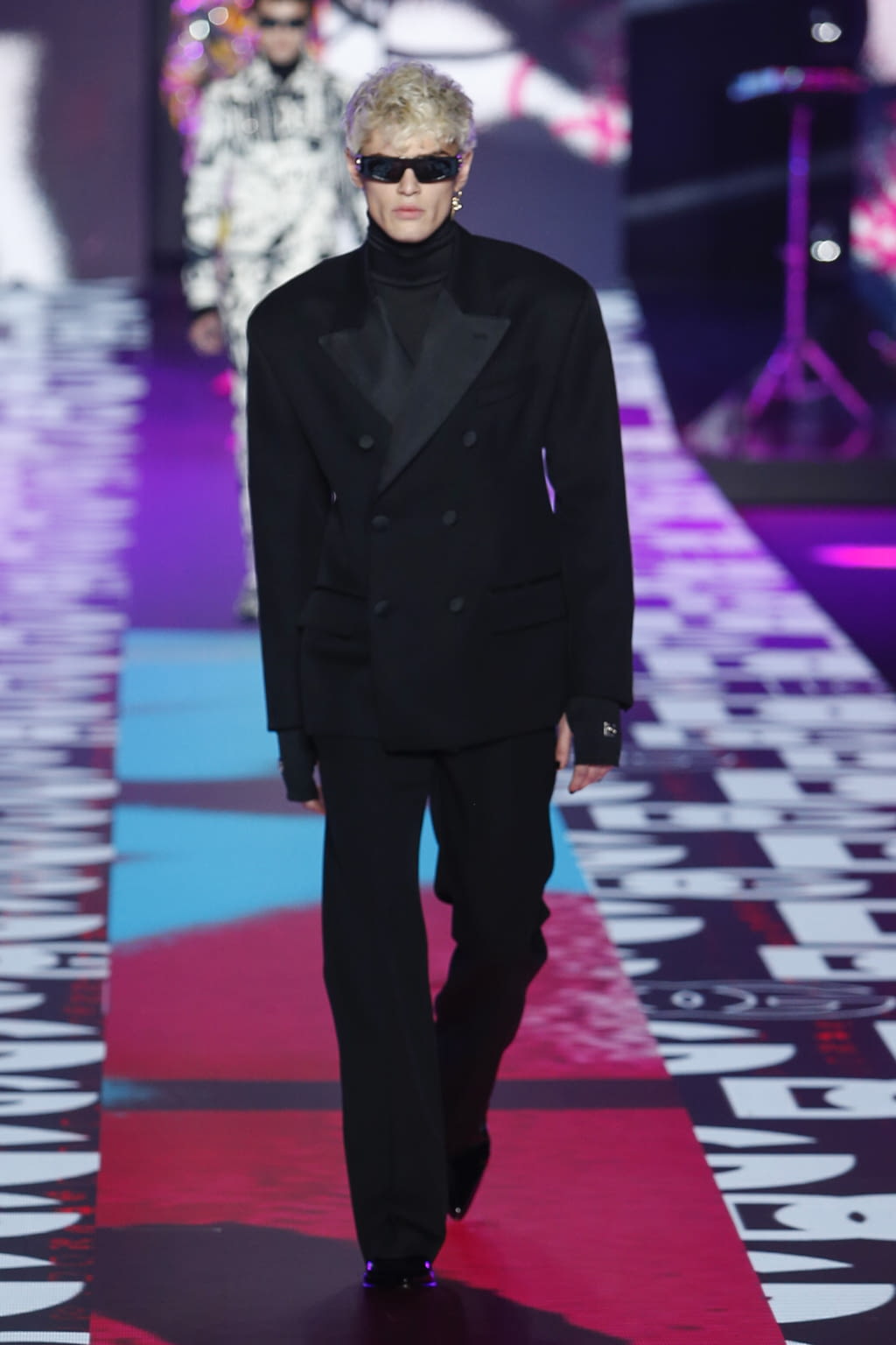 Fashion Week Milan Fall/Winter 2022 look 63 from the Dolce & Gabbana collection menswear