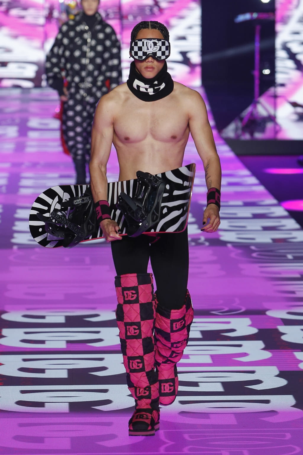 Fashion Week Milan Fall/Winter 2022 look 72 from the Dolce & Gabbana collection 男装