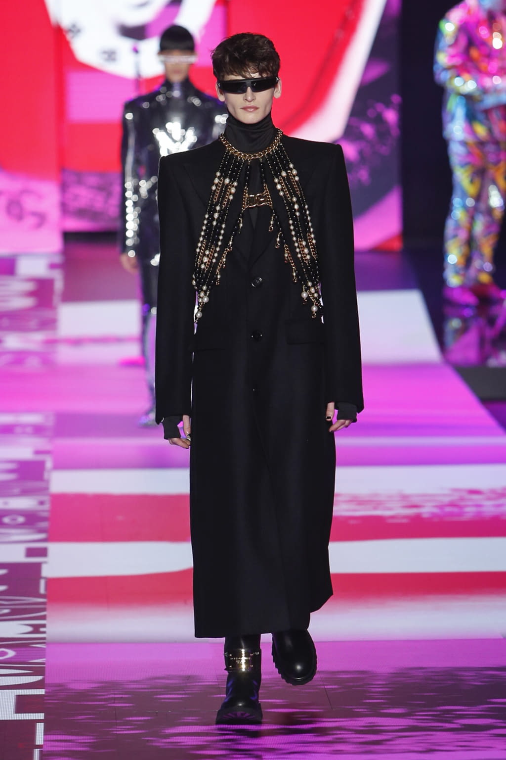 Fashion Week Milan Fall/Winter 2022 look 76 from the Dolce & Gabbana collection 男装