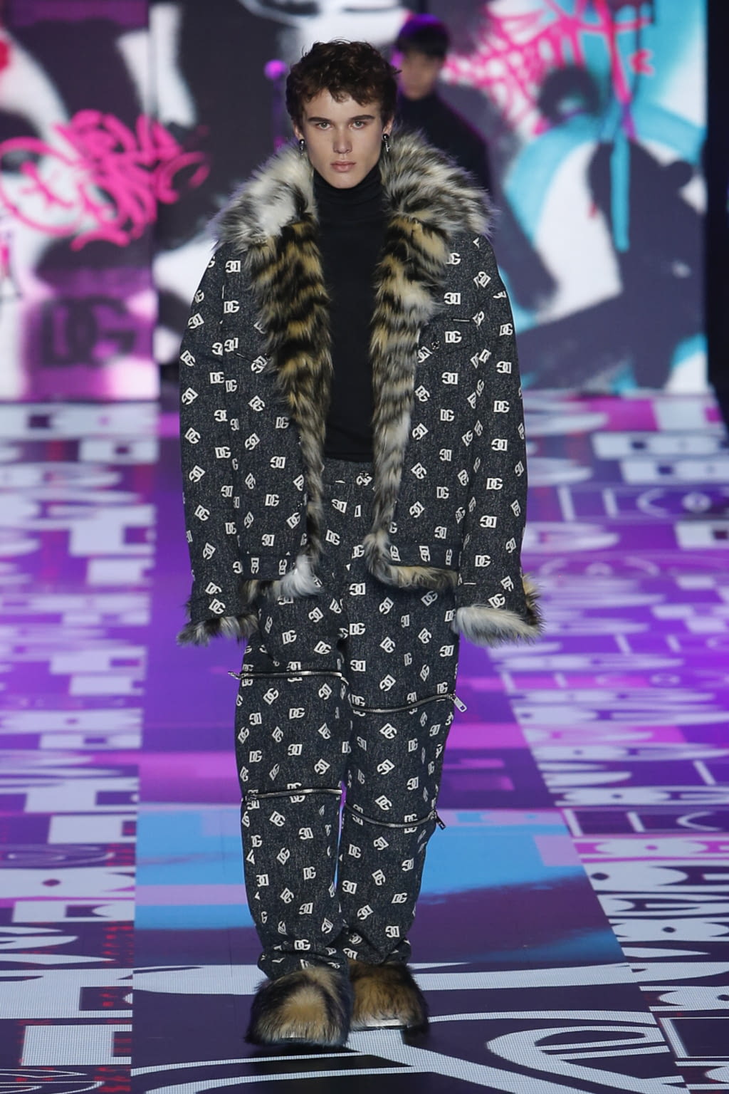 Fashion Week Milan Fall/Winter 2022 look 83 de la collection Dolce & Gabbana menswear