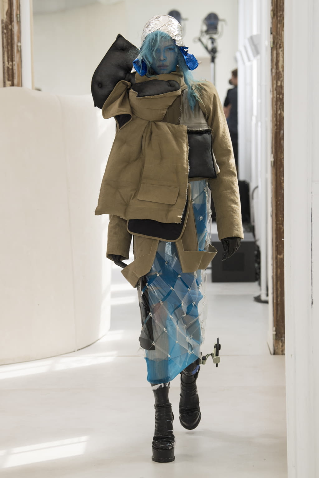 Fashion Week Paris Fall/Winter 2018 look 9 from the Maison Margiela collection couture