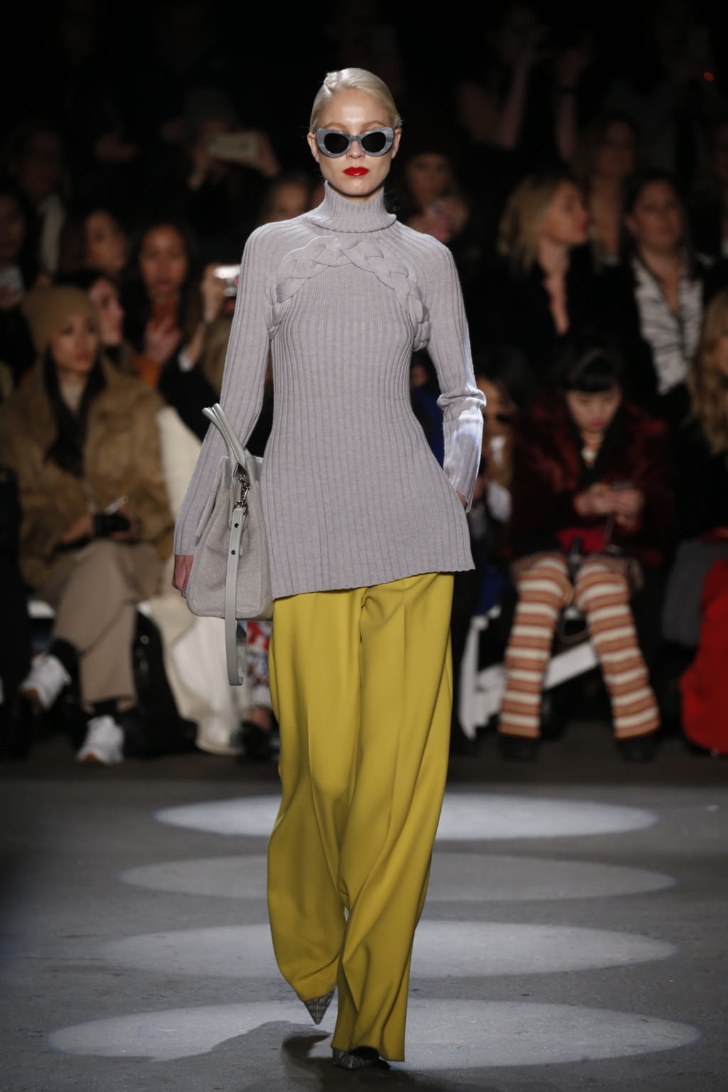 Fashion Week New York Fall/Winter 2016 look 10 from the Christian Siriano collection womenswear