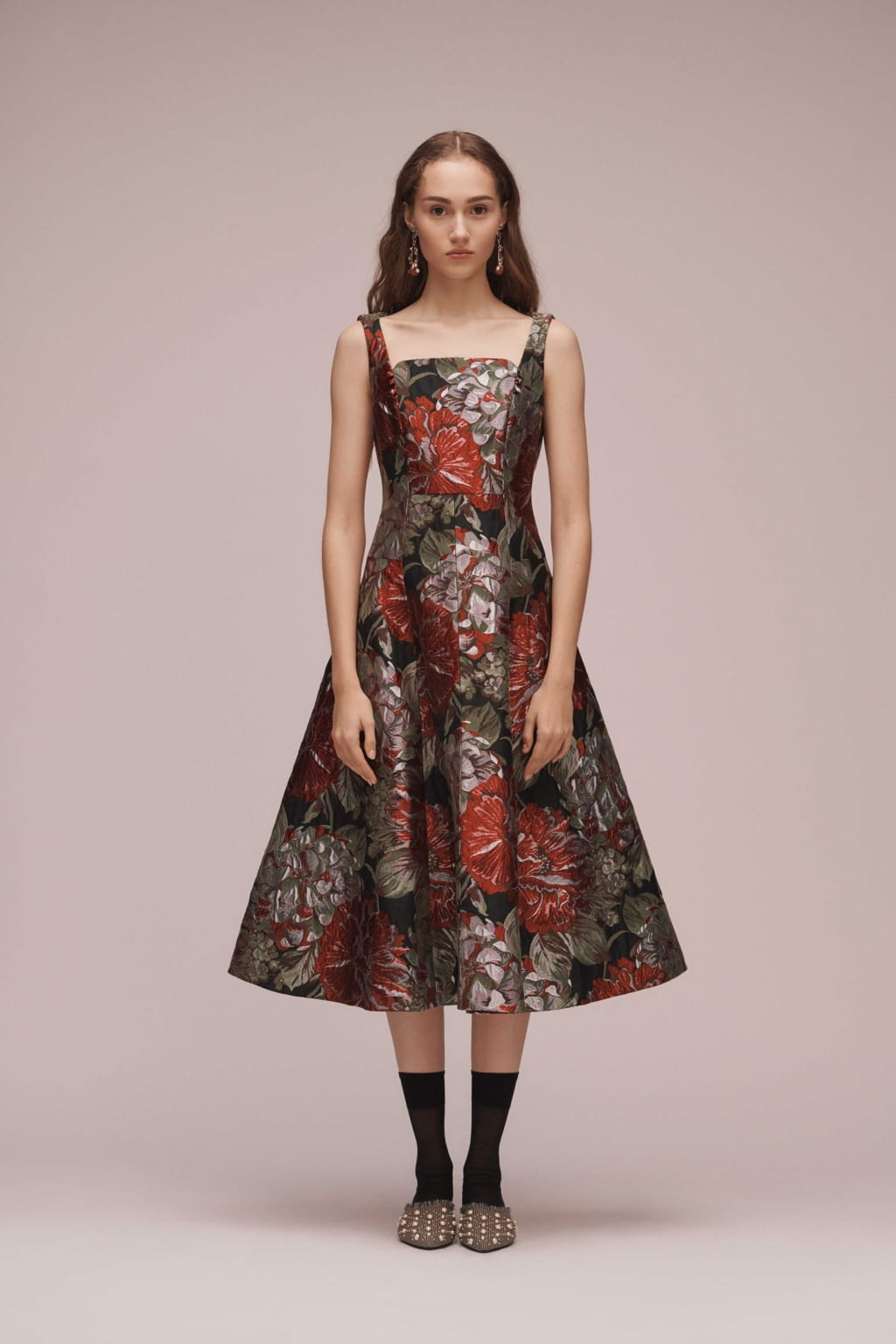 Fashion Week London Pre-Fall 2018 look 11 from the Erdem collection womenswear