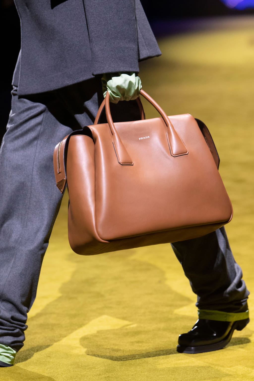 Fashion Week Milan Fall/Winter 2022 look 7 from the Prada collection menswear accessories