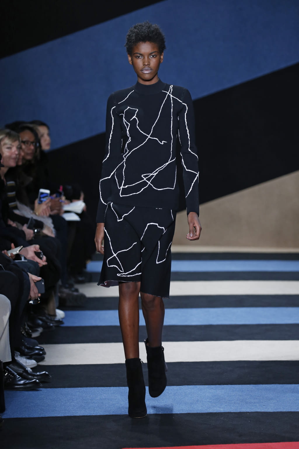 Fashion Week New York Fall/Winter 2016 look 12 from the Derek Lam collection womenswear