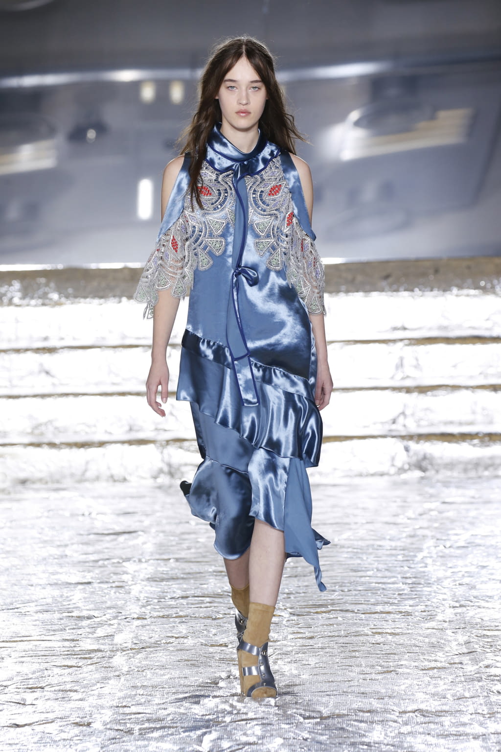 Fashion Week London Fall/Winter 2016 look 12 from the Peter Pilotto collection womenswear