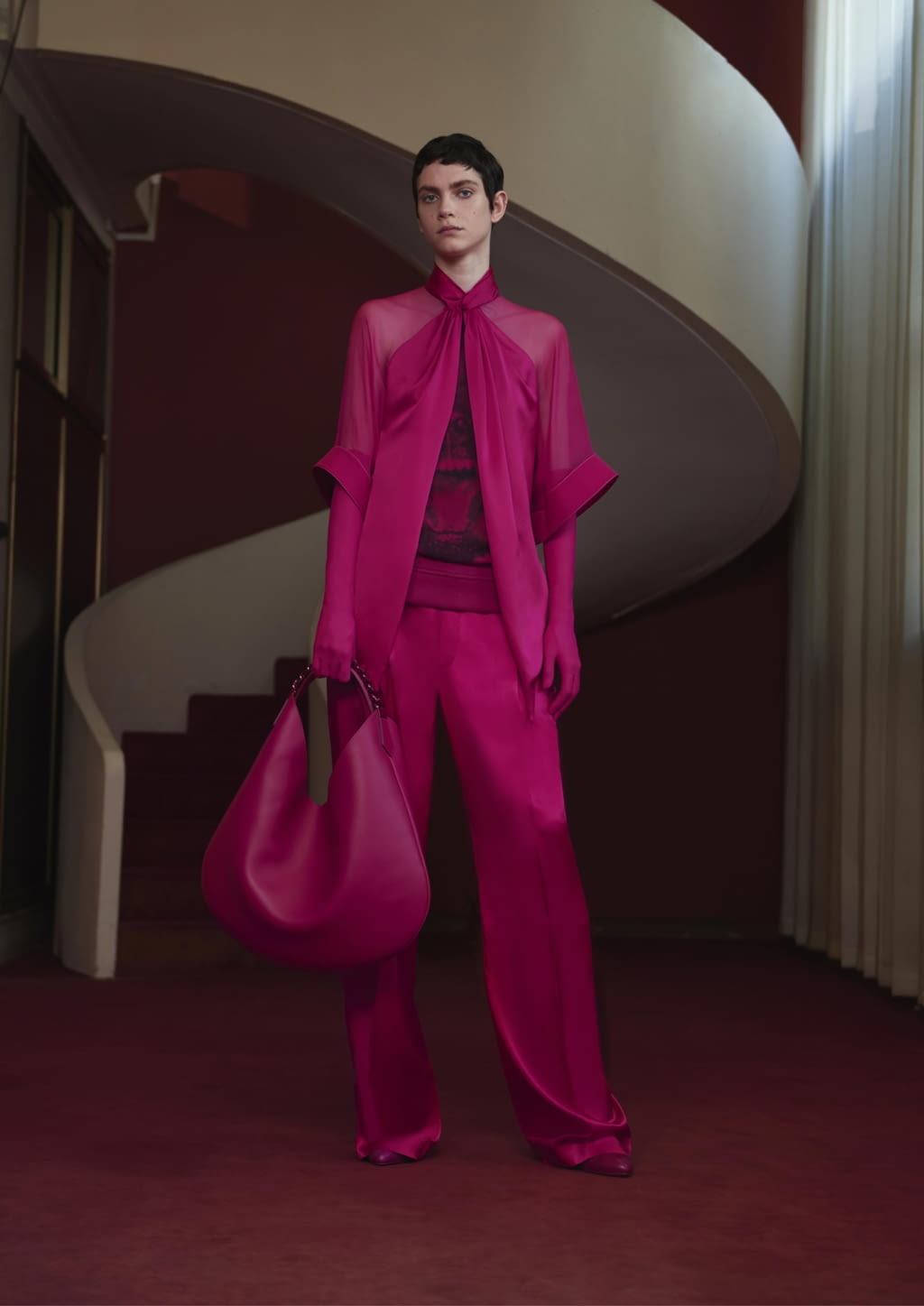 Fashion Week Paris Resort 2018 look 12 de la collection Givenchy womenswear