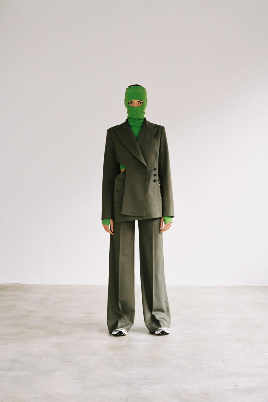 Fashion Week London Fall/Winter 2021 look 13 from the SONIA CARRASCO collection womenswear