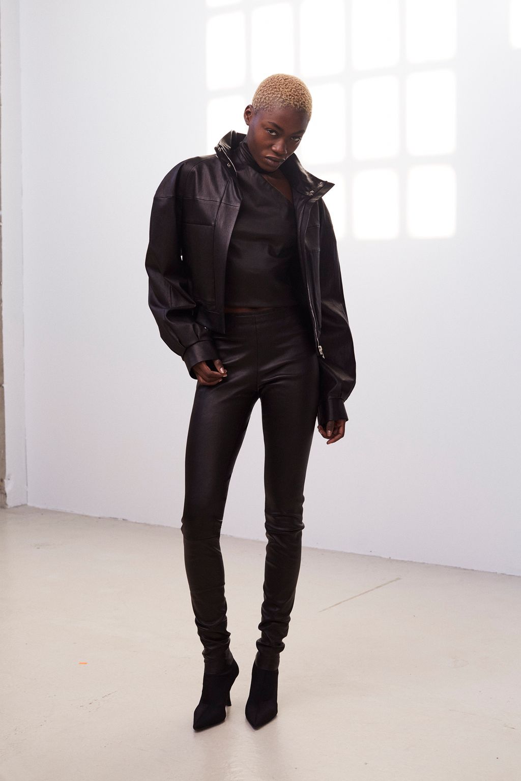 Fashion Week Paris Fall/Winter 2022 look 29 from the Stouls collection womenswear