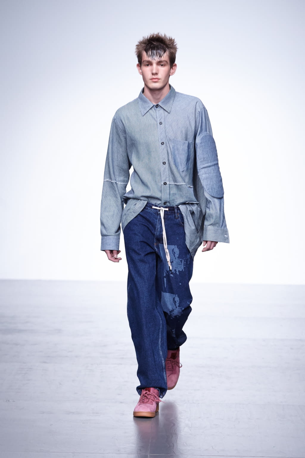 Fashion Week London Spring/Summer 2018 look 14 from the Liam Hodges collection menswear