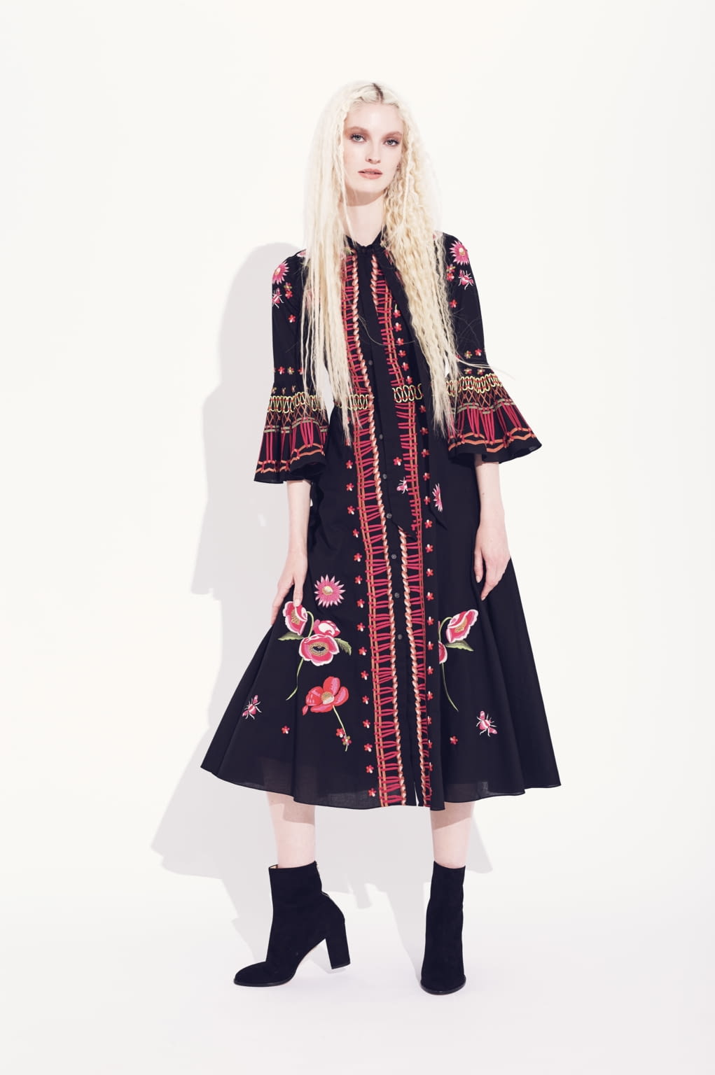 Fashion Week London Resort 2017 look 14 from the Temperley London collection womenswear