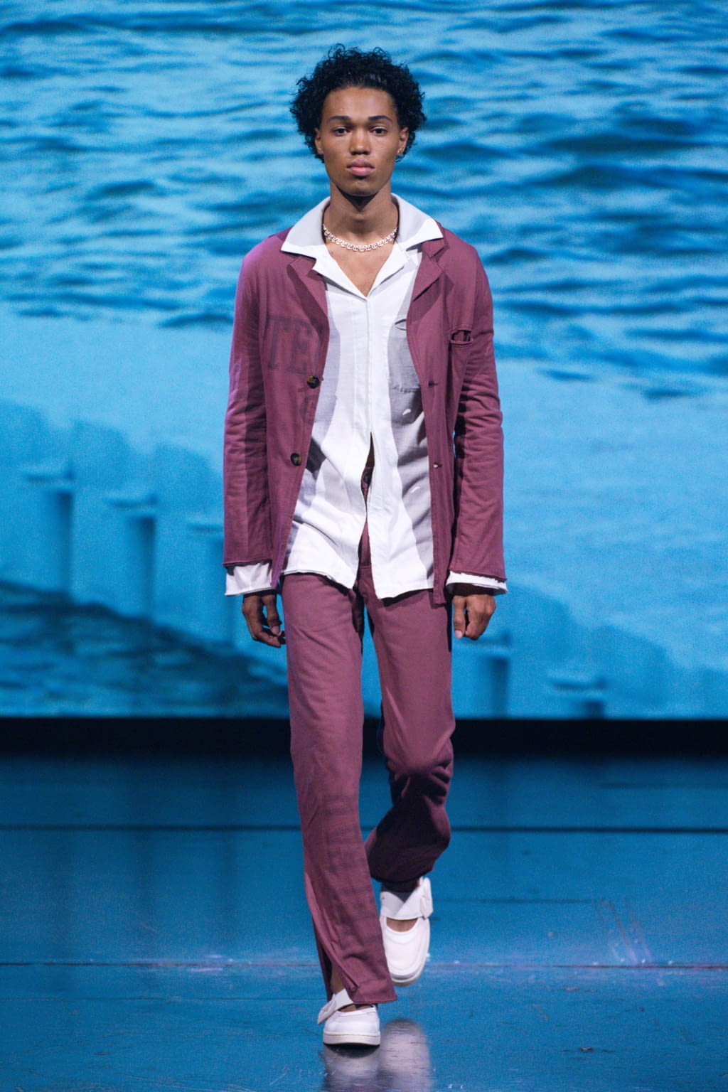 Fashion Week Paris Spring/Summer 2020 look 15 from the Telfar collection 女装
