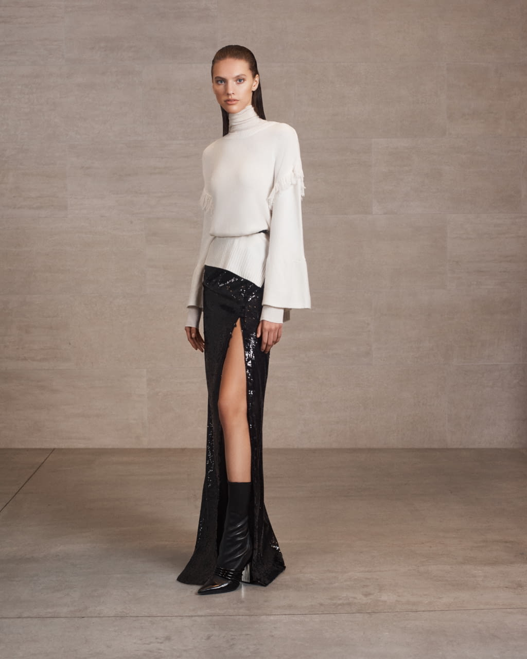 Fashion Week New York Pre-Fall 2018 look 15 from the Prabal Gurung collection womenswear