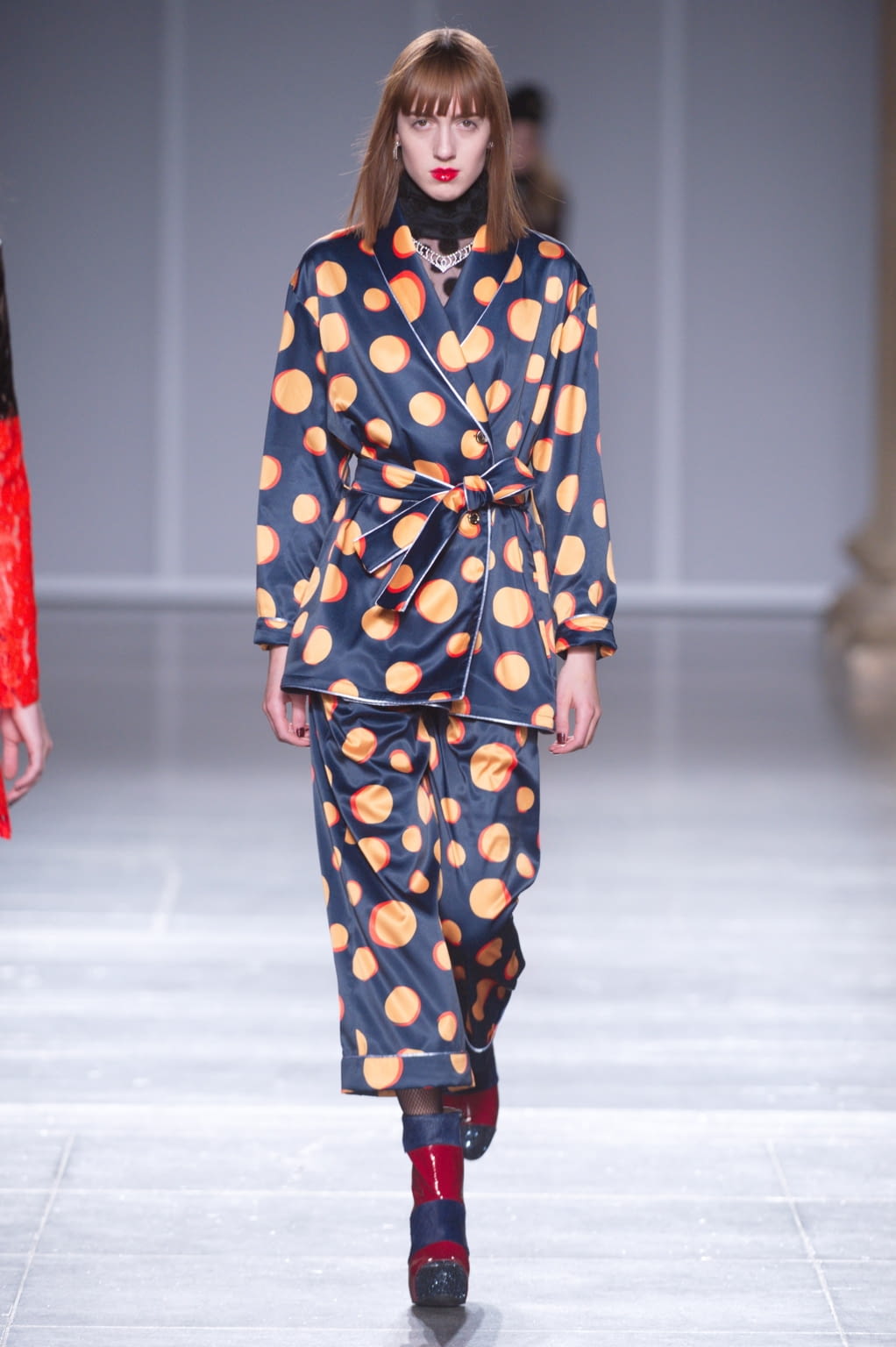 Fashion Week London Fall/Winter 2016 look 15 from the House of Holland collection womenswear