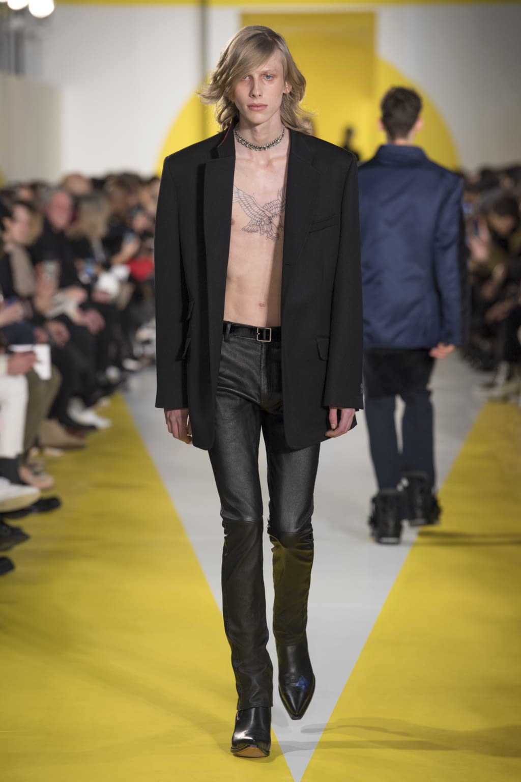 Fashion Week Paris Fall/Winter 2018 look 15 from the Maison Margiela collection menswear