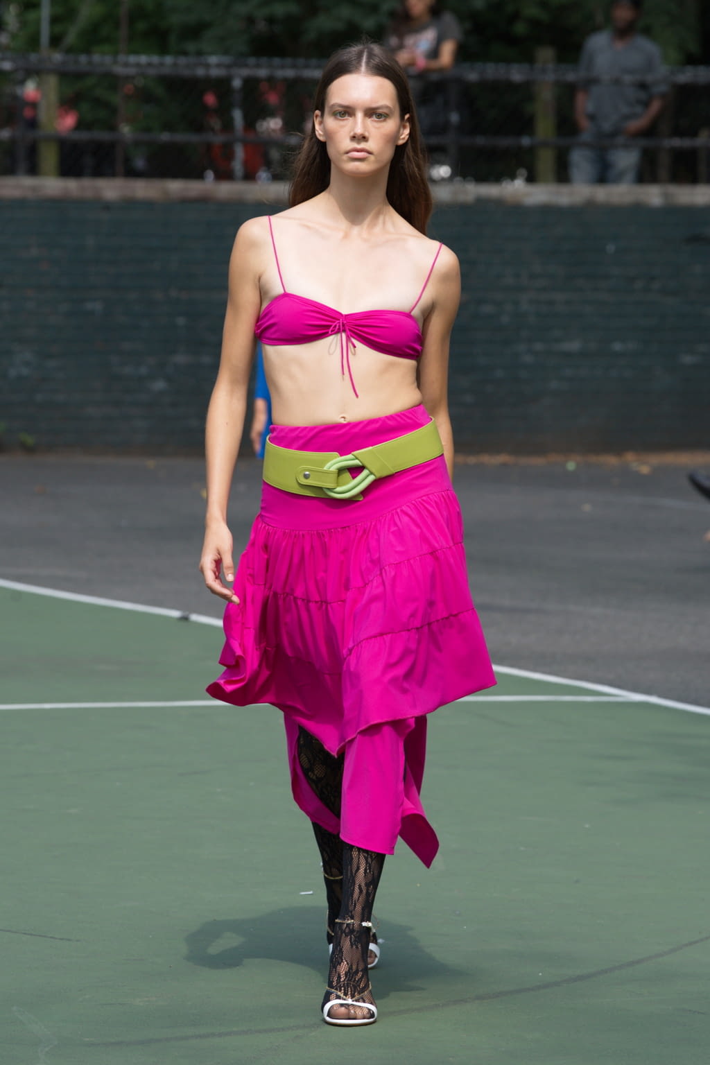 Fashion Week New York Spring/Summer 2020 look 16 from the Maryam Nassir Zadeh collection 女装