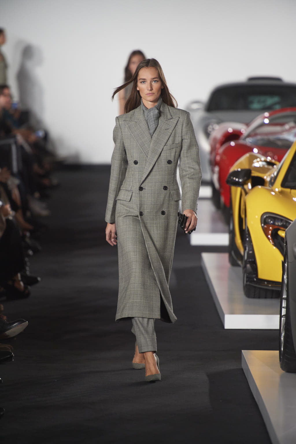 Fashion Week New York Fall/Winter 2017 look 16 from the Ralph Lauren collection 女装