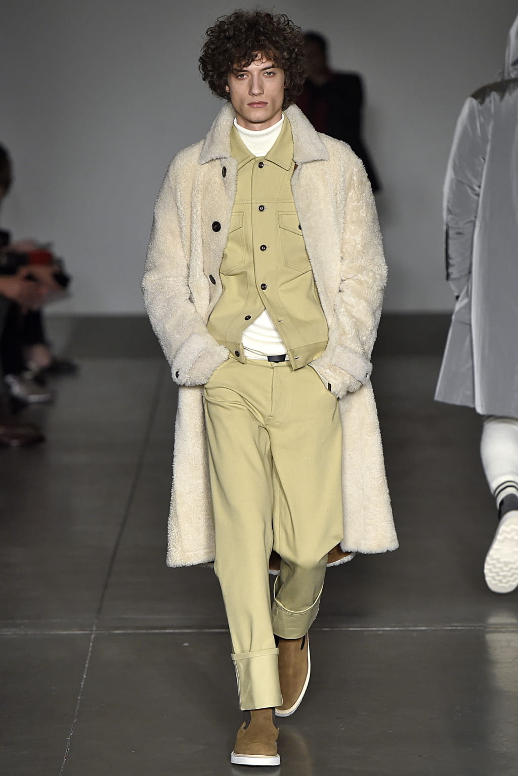 Fashion Week New York Fall/Winter 2018 look 17 from the Todd Snyder collection menswear