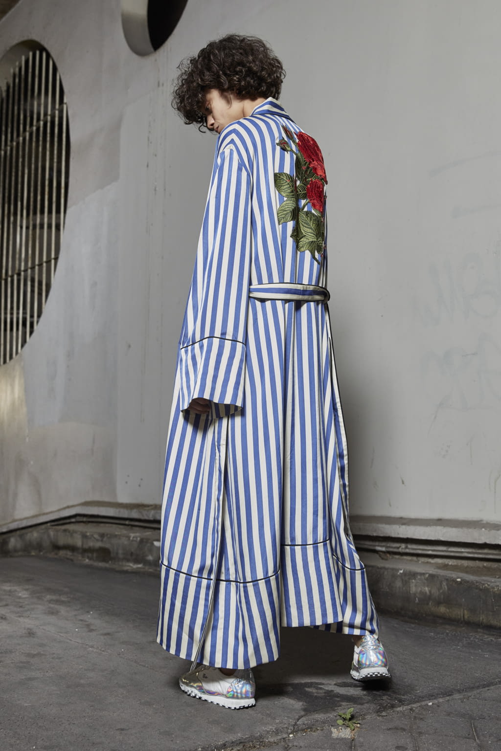 Fashion Week Paris Resort 2017 look 17 from the Off-White collection womenswear