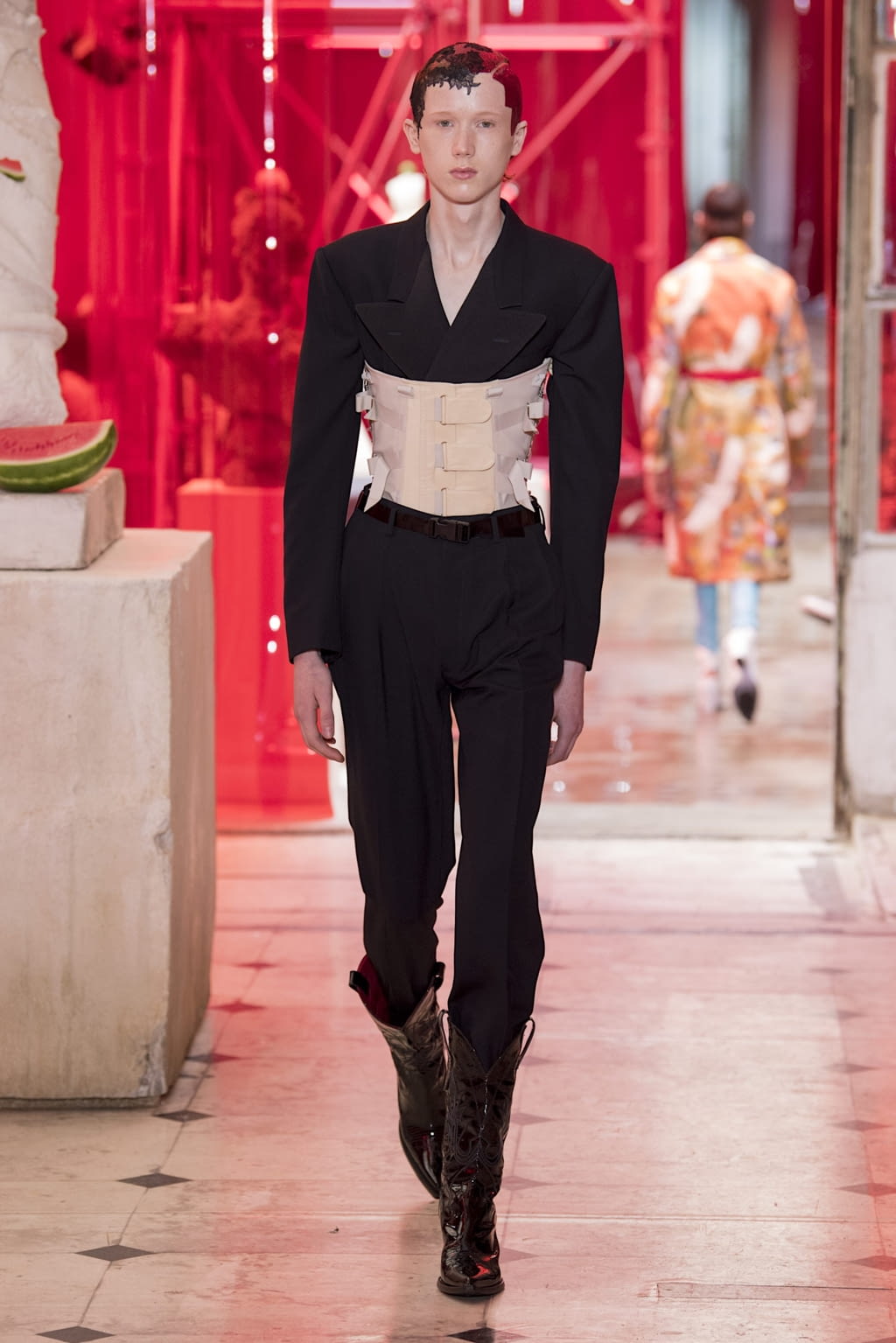 Fashion Week Paris Spring/Summer 2019 look 17 de la collection Maison Margiela menswear