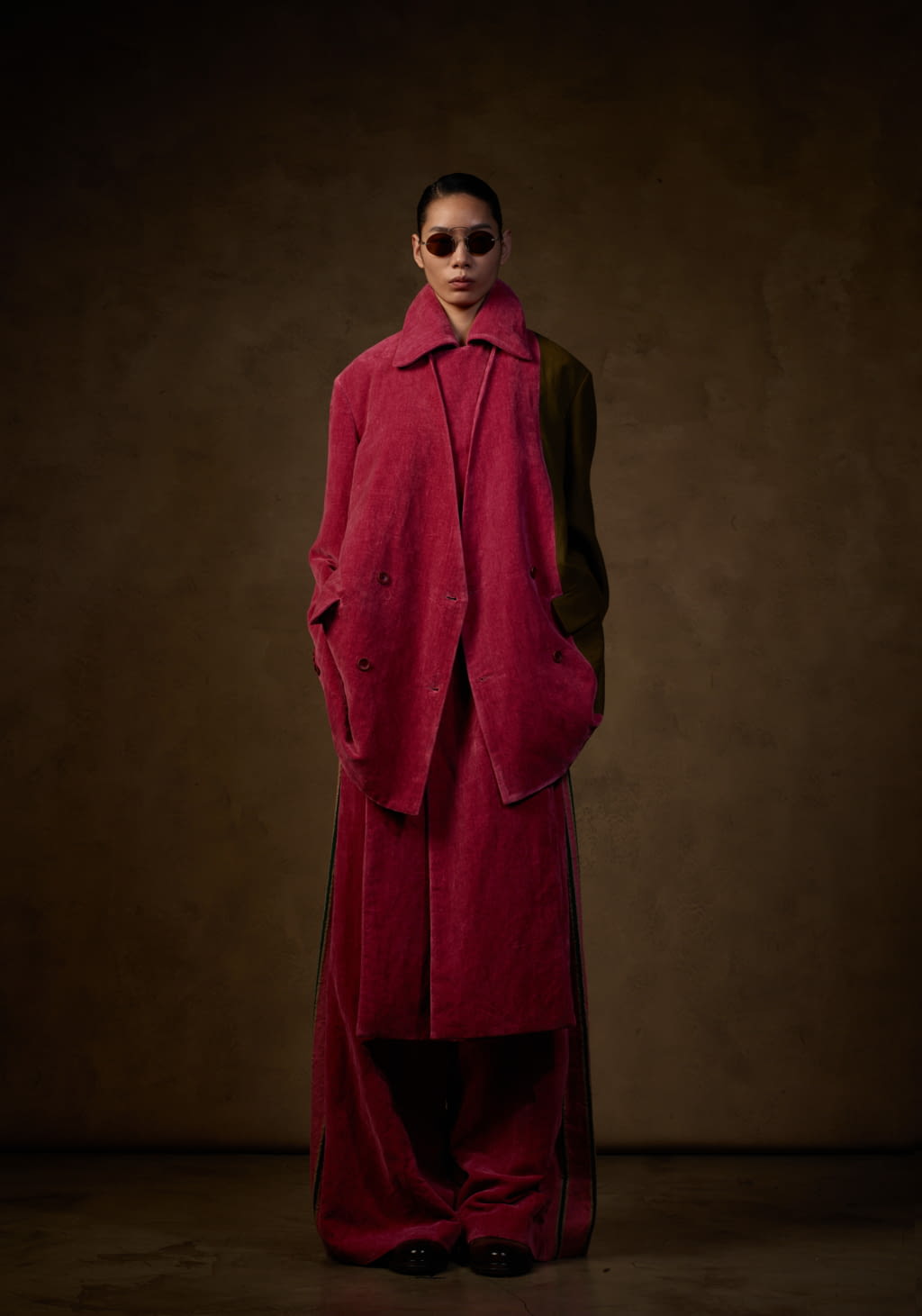 Fashion Week Paris Fall/Winter 2021 look 18 de la collection Uma Wang womenswear