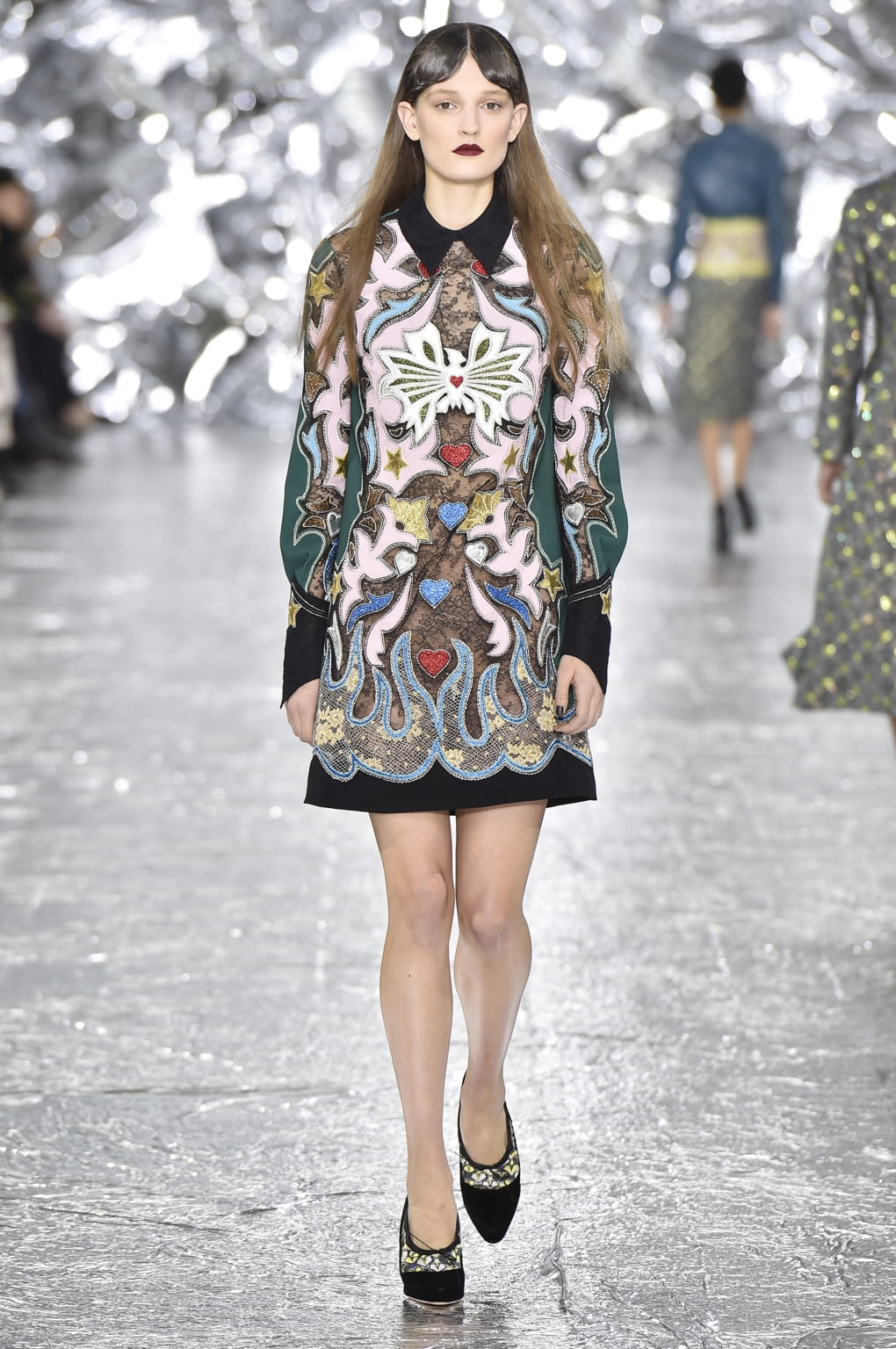 Fashion Week London Fall/Winter 2016 look 18 from the Mary Katrantzou collection 女装